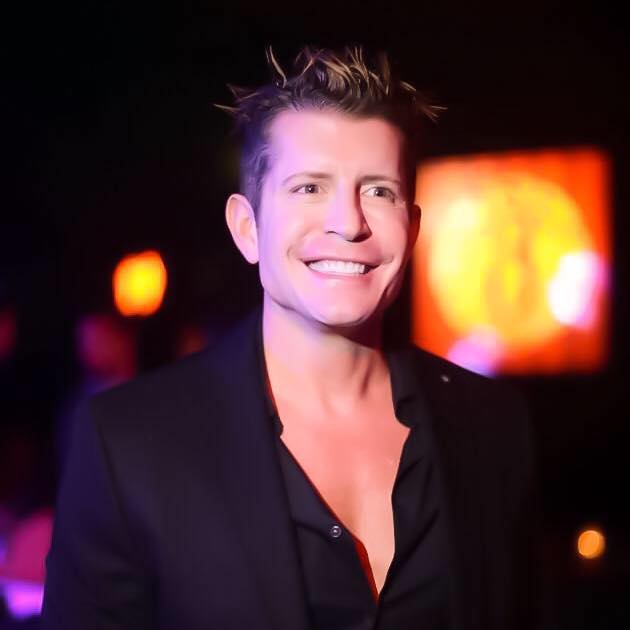 Derek Sparks for LeCITY Amber Lounge
