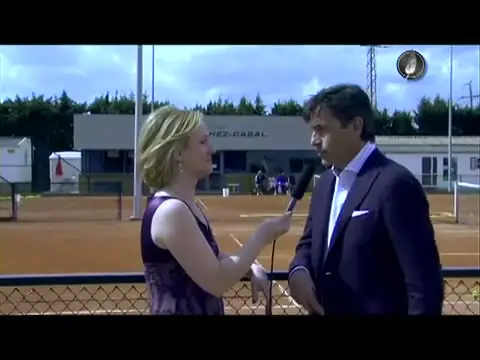 Standbild aus dem Film: Emilio Sánchez Vicario: Tennisakademie, Werte und Barcelona-Tipps