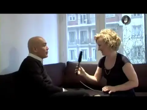 Standbild aus dem Film: Kike Sarasola, Room Mate Hotels: erschwinglicher Luxus · Le CITY deluxe Interview